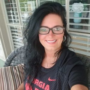 Meet your Posher, Hollye